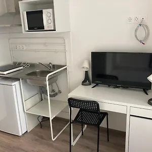  Apartahotel Omega Hungría