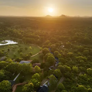 Ayugiri Ayurveda Wellness 5*, Sigiriya Sri Lanka