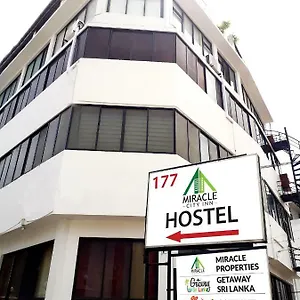 Miracle Hostal